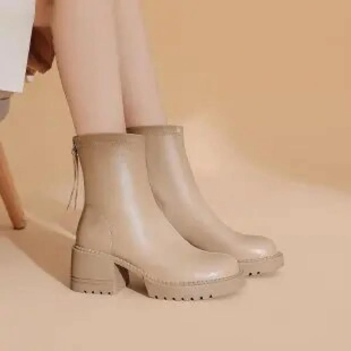 2022 nuovi stivali Chelsea autunno inverno piattaforma da donna stivaletti neri Beige per donna scarpe con zeppa concisa frange