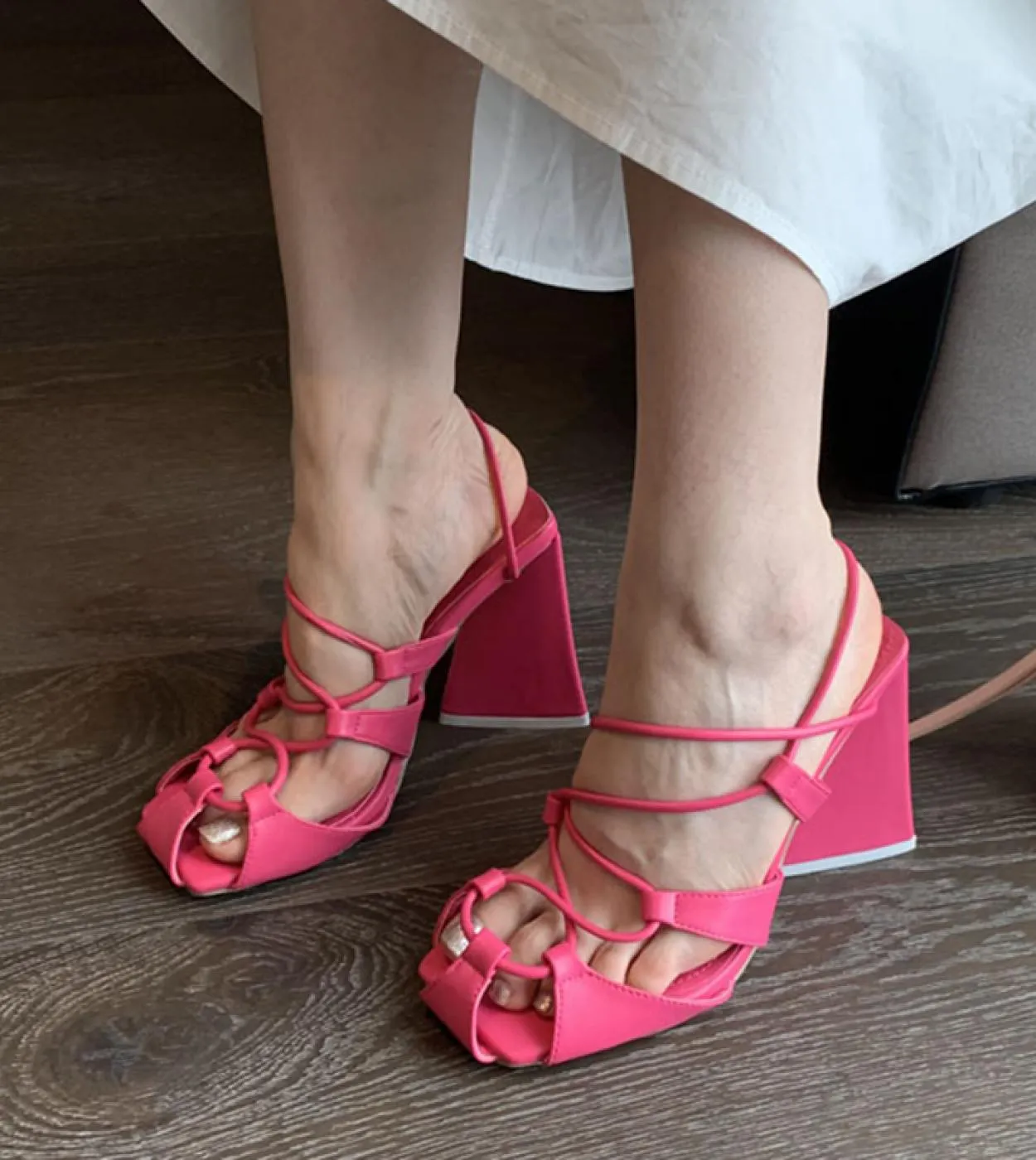 2023 Nuove Donne di Estate 108 cm Tacchi Alti Rosa Sandali Rossi Slingback In Pelle Gladiatori Sandali Lady Prom Discoteca Scar