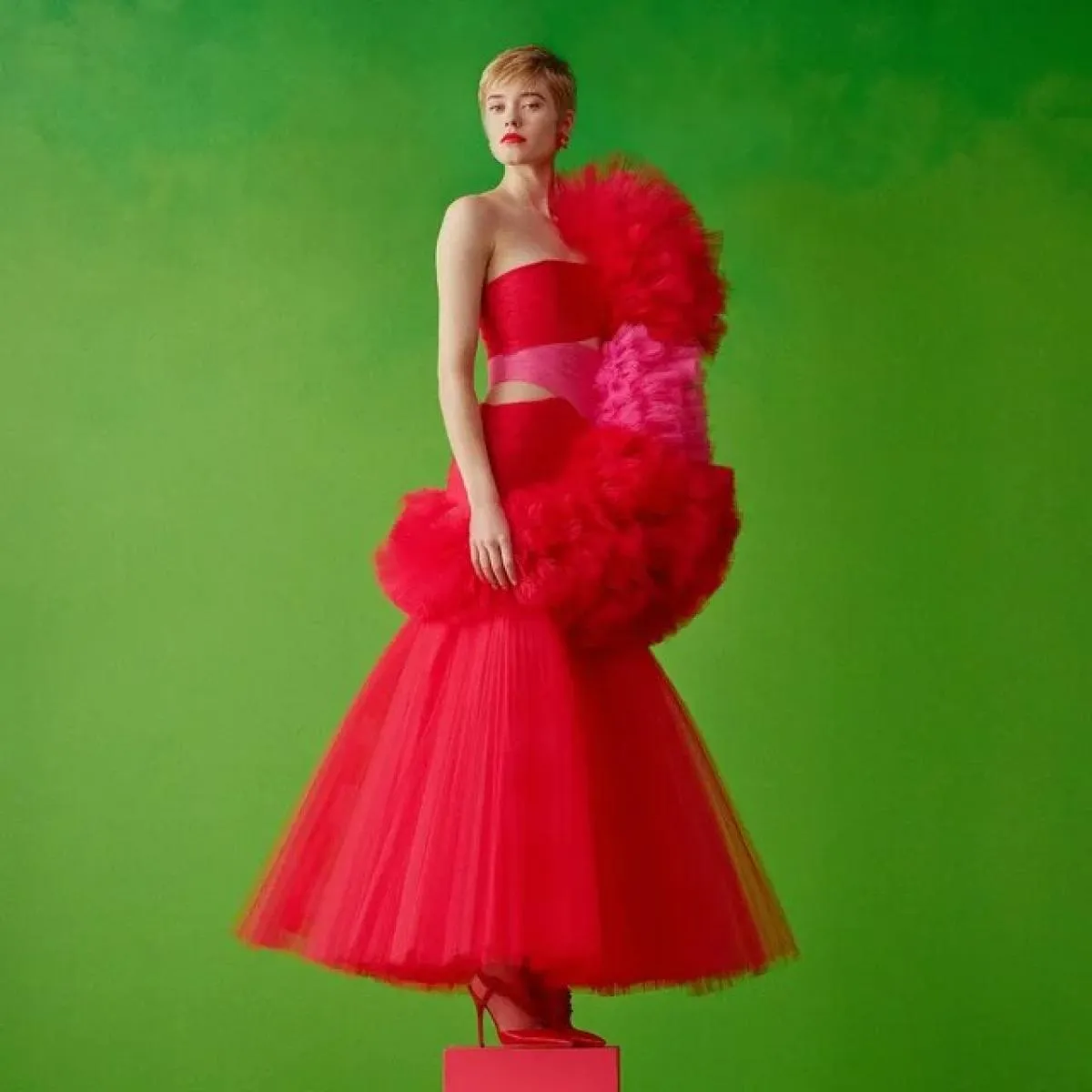 Abiti da festa rossi alla moda Abiti da ballo lunghi in tulle con volant Abiti da compleanno Abiti monospalla personalizzati Chi