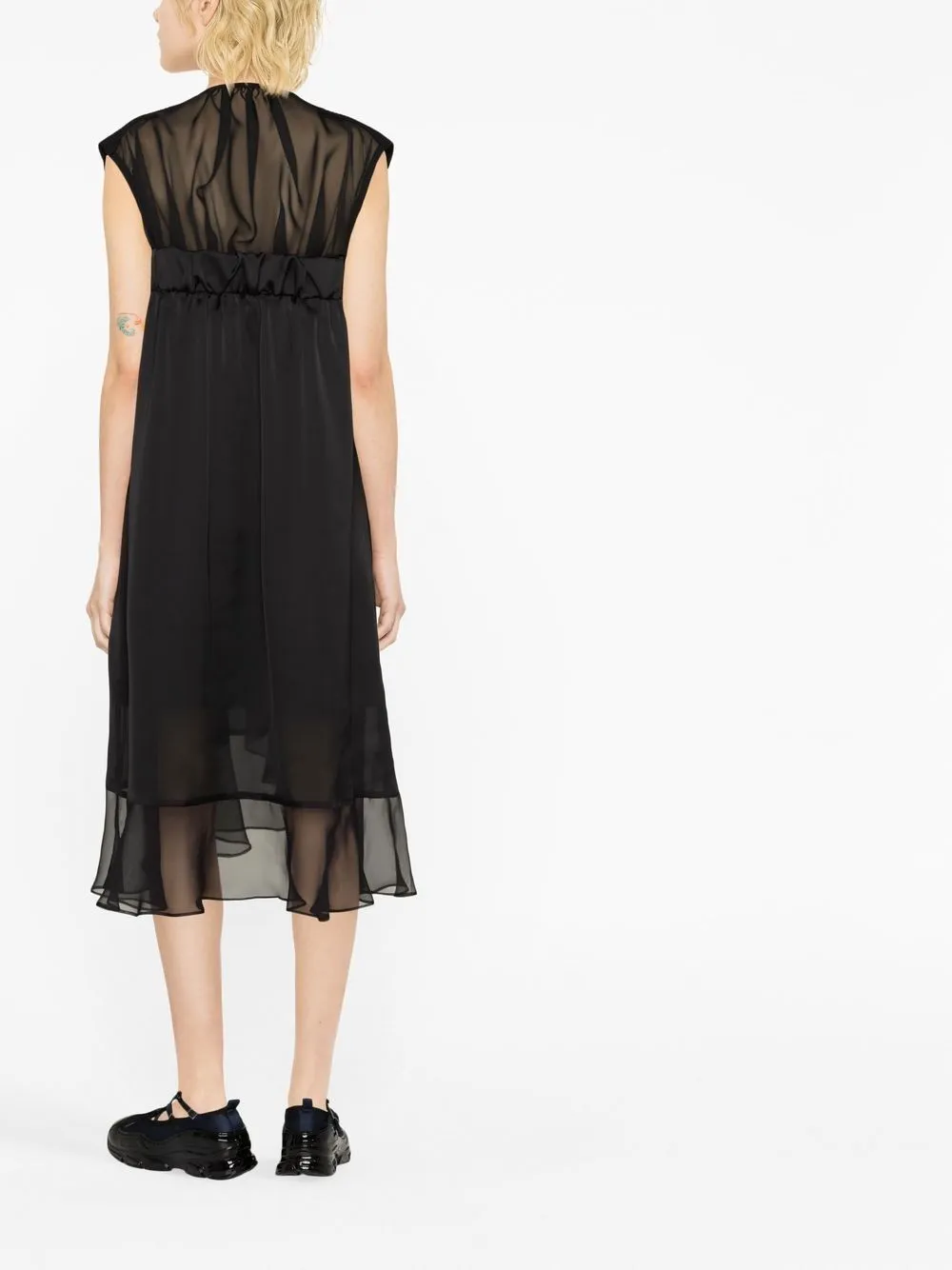 abito smanicato in maglia e chiffon
