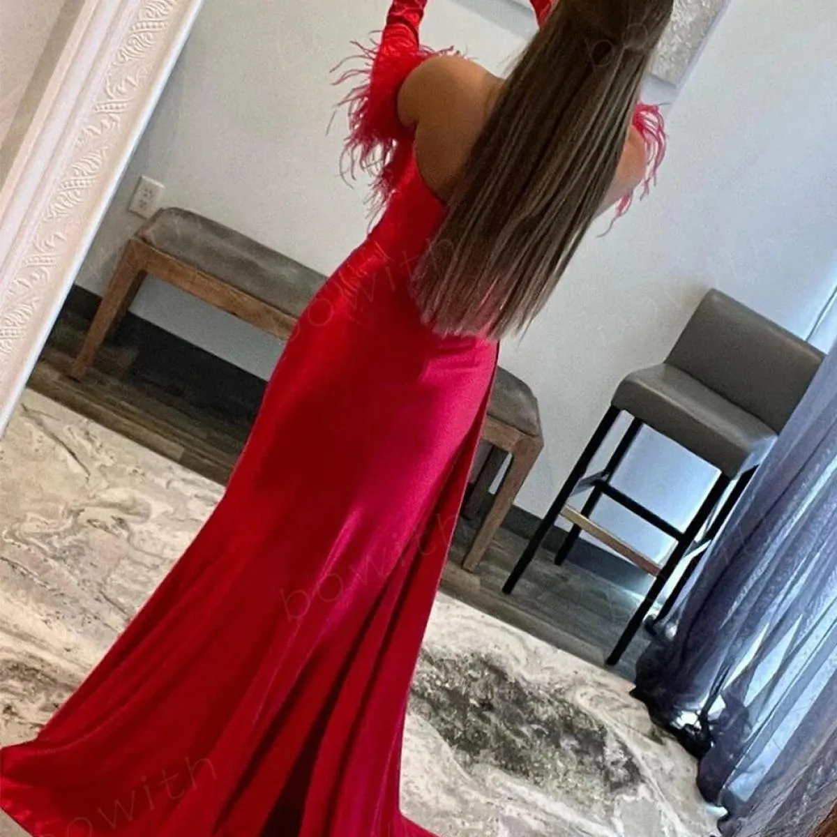 Bowith Abiti da sera rossi senza spalline Abiti da ballo eleganti in piume 2023 Abiti di lusso Abiti da cerimonia formale Robe D