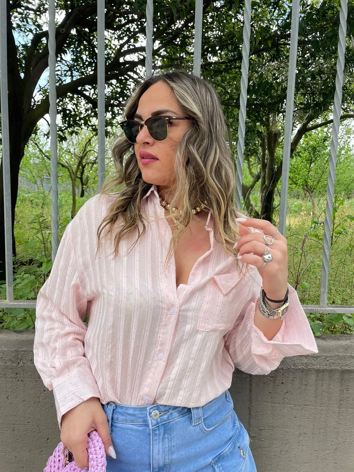 Camicia velata con swarovski