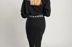 Completo elegante con top ampio e gonna attillata, nero
