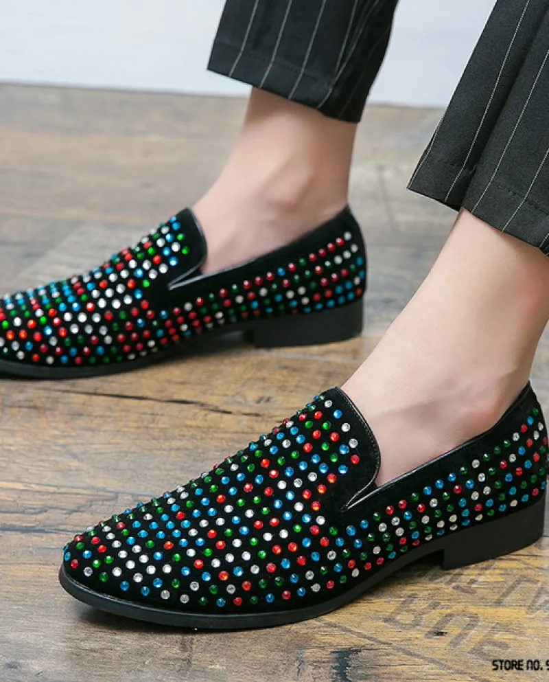 Designer di lusso Strass colorati Scarpe a punta Scarpe oxford Uomo Casual Mocassini Abito formale Calzature Sapatos Tenis M