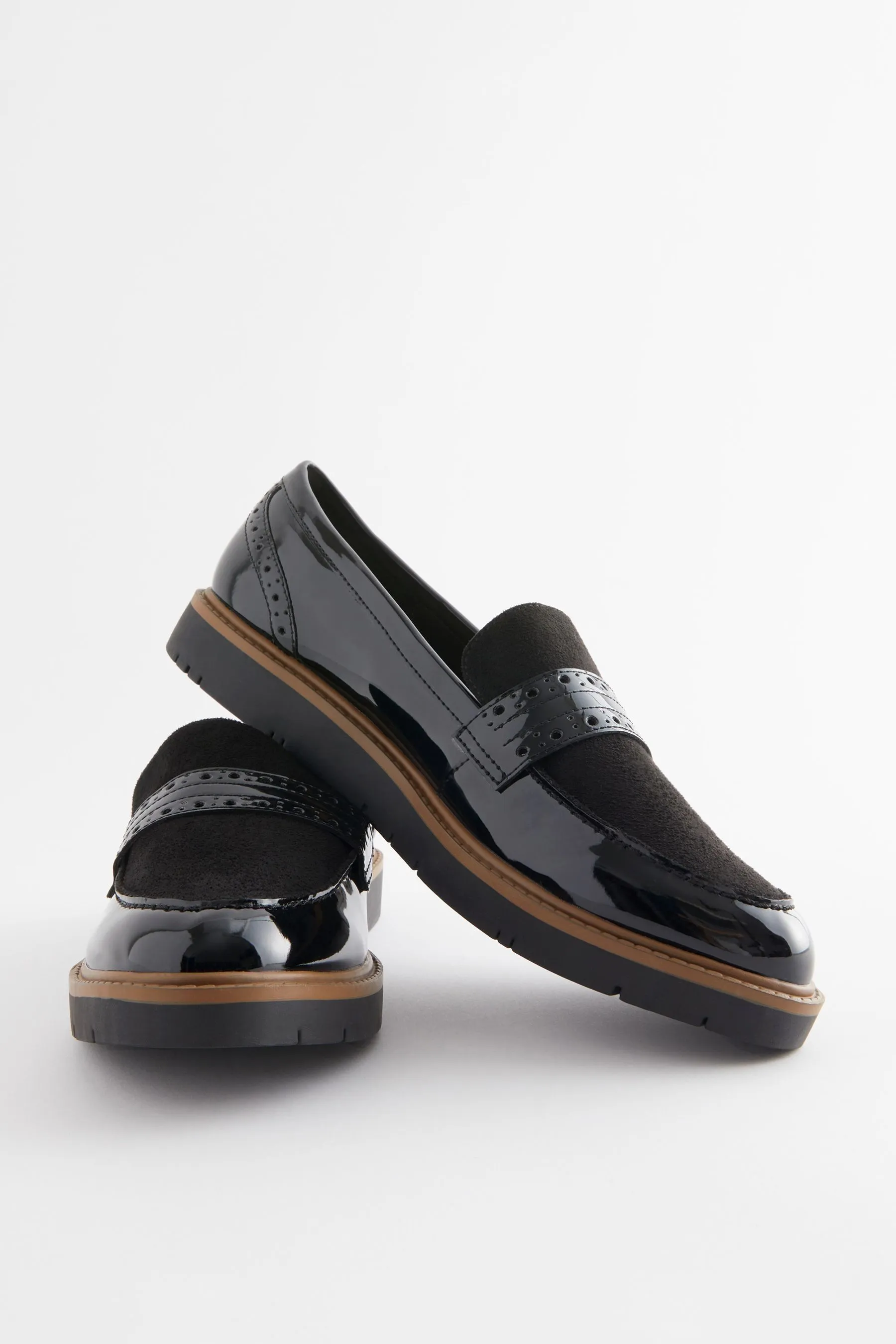 Forever Comfort® - Mocassini con dettaglio brogue e suola spessa