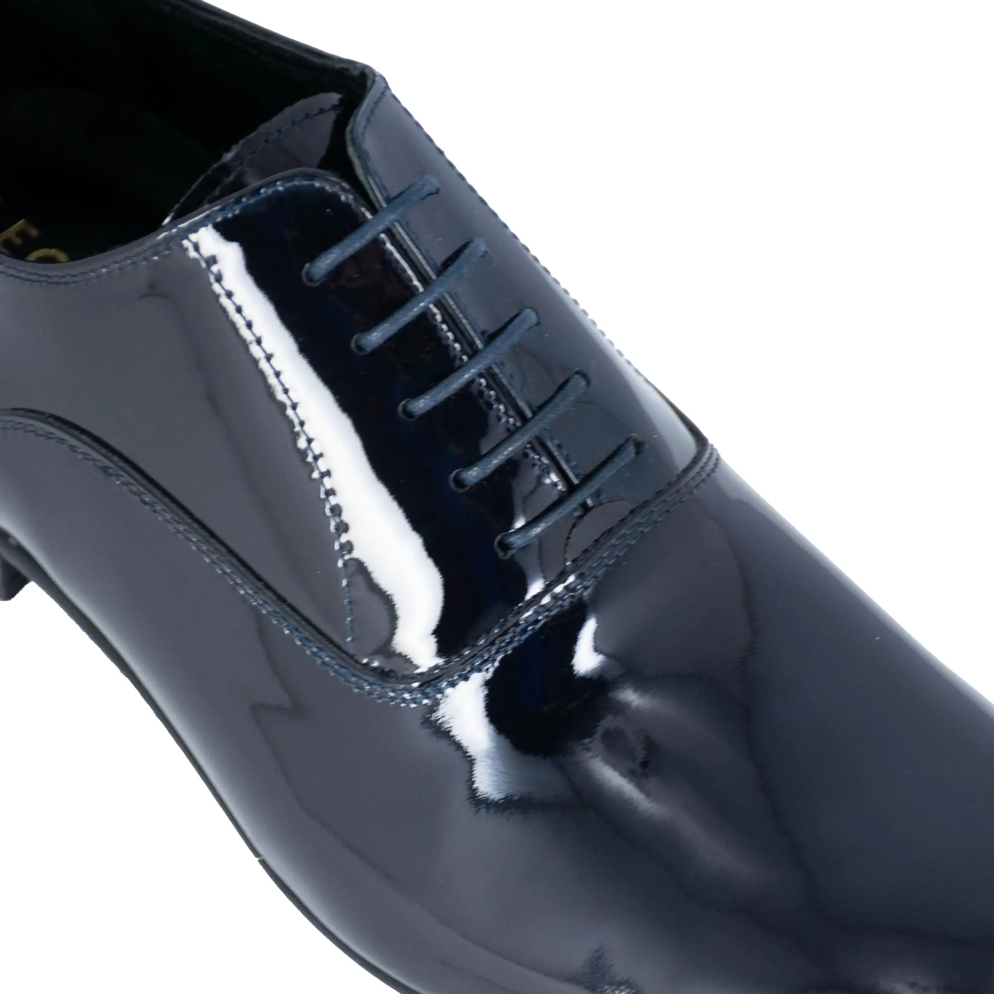 Francesina elegante da uomo in pelle verniciata colore blu da cerimonia