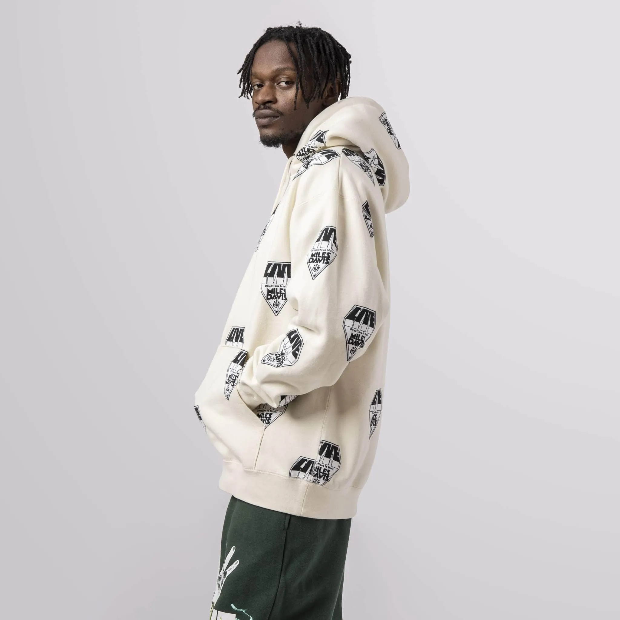 IN CONCERT PULLOVER HOODIE - CREAM