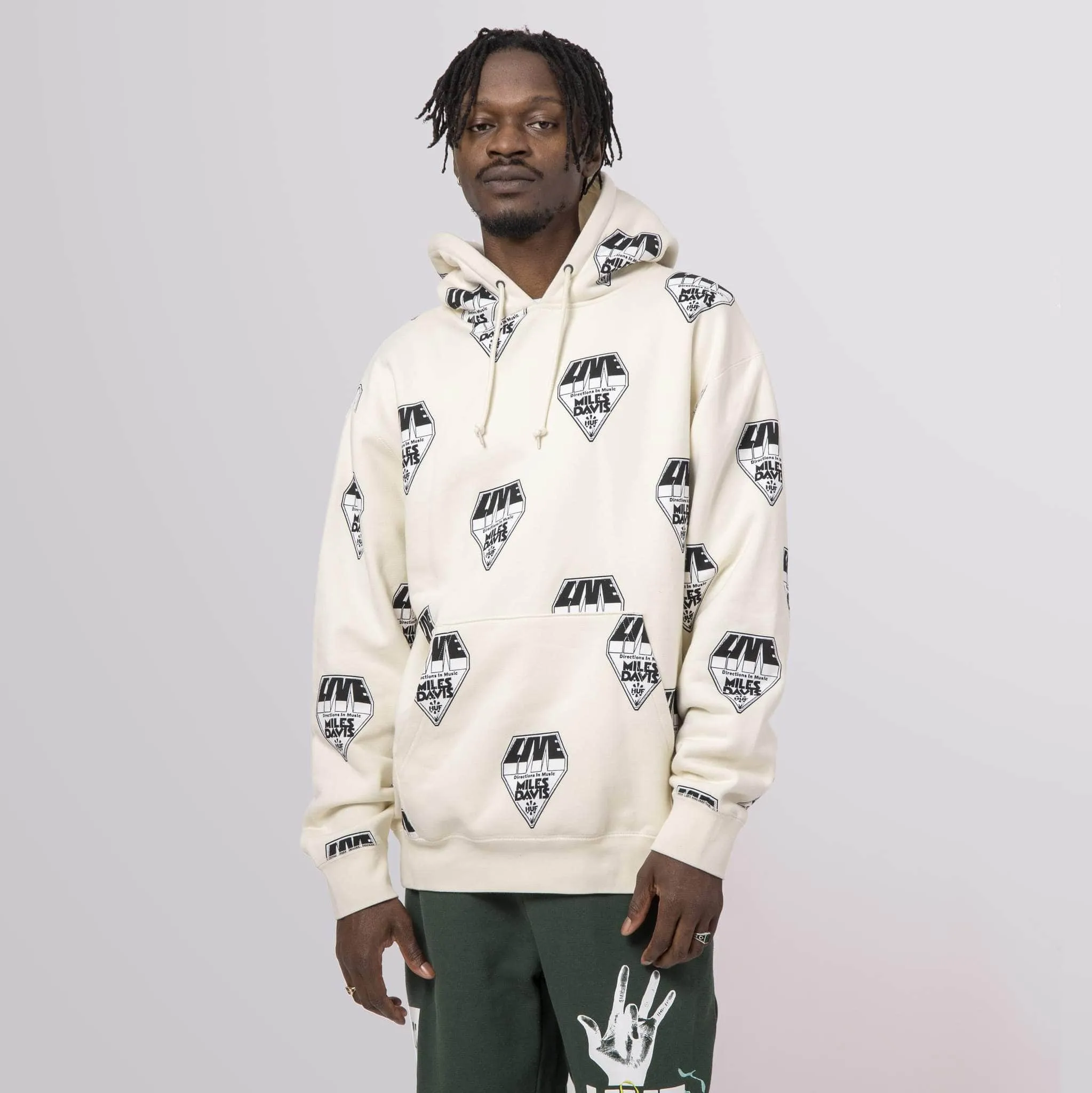 IN CONCERT PULLOVER HOODIE - CREAM