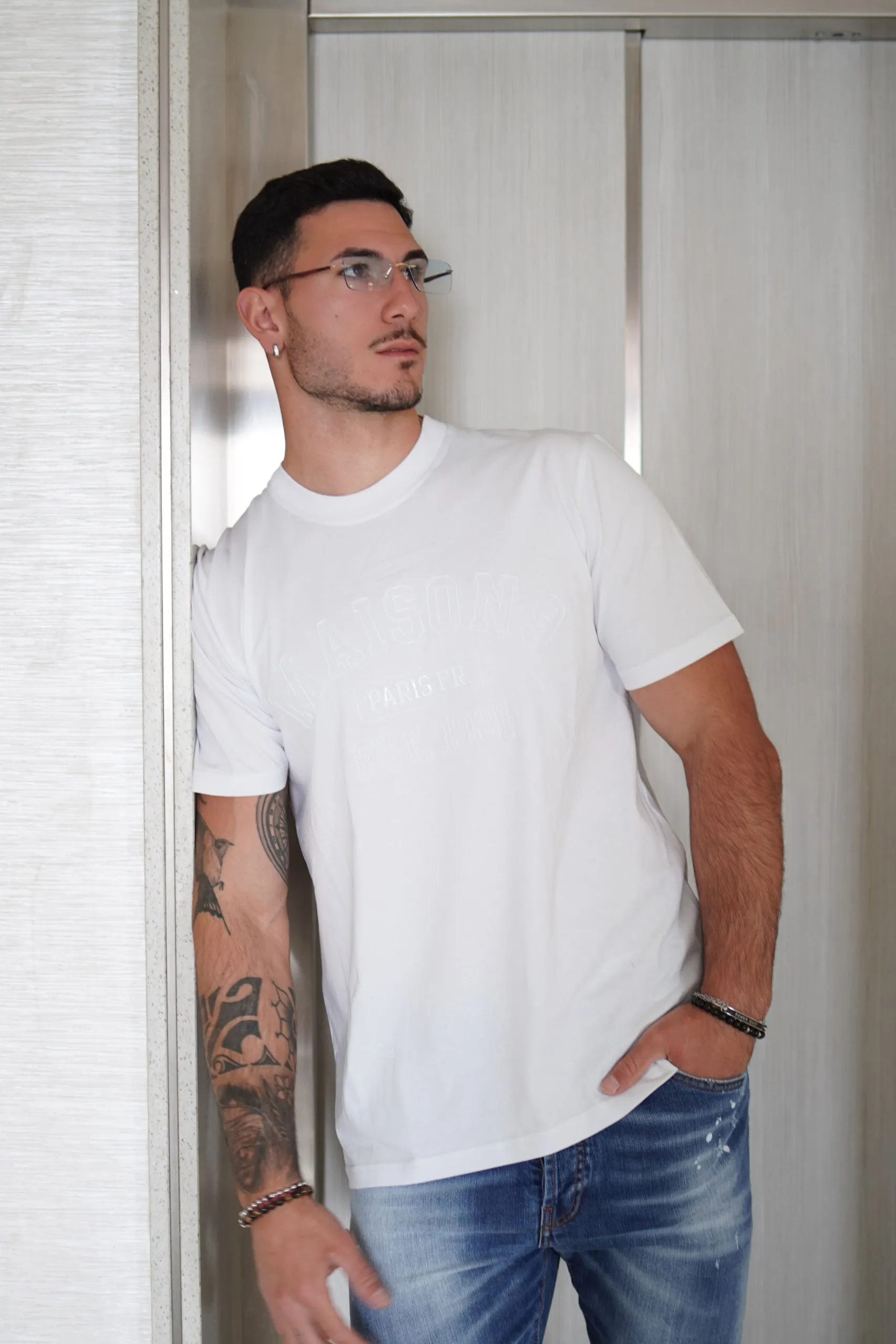 Maison 9 Paris T Shirt