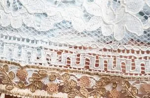 Mini abito estivo in pizzo Bangui, beige