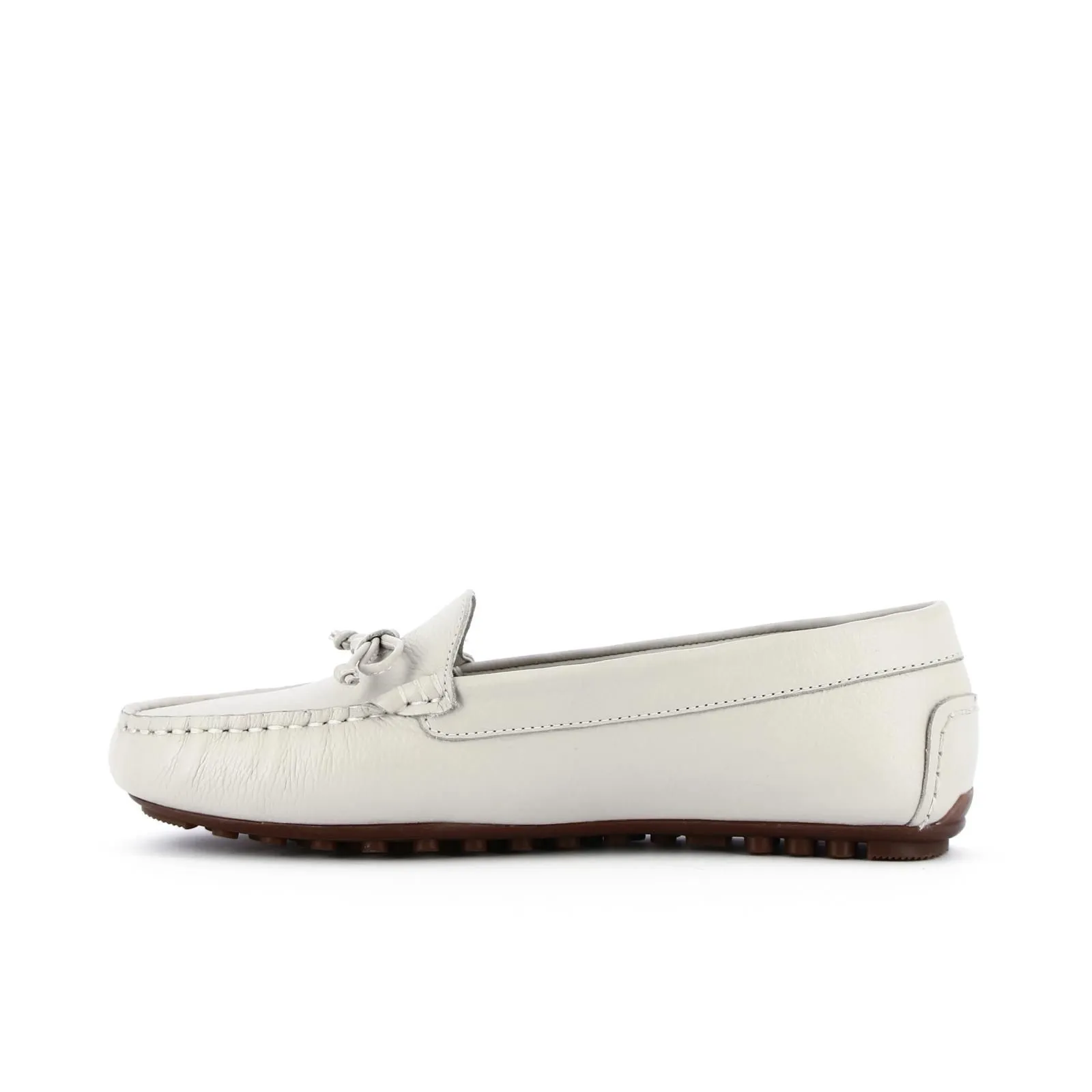 Mocassini casual beige in pelle con fiocchetto e suola sgomata