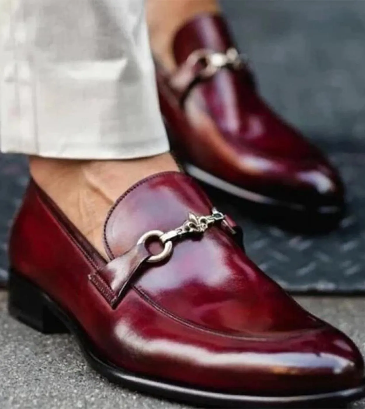 Mocassini rossi per uomo Punta tonda Slipon Moda uomo da sposa fatto a mano Scarpe eleganti Spedizione gratuita Zapatos Hombre V