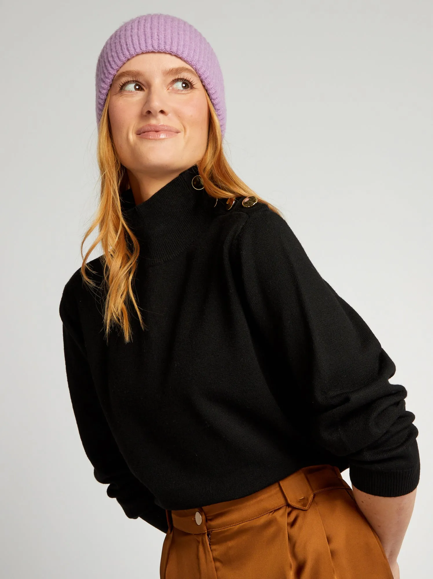 Pullover in maglia con bottoni fantasia - nero