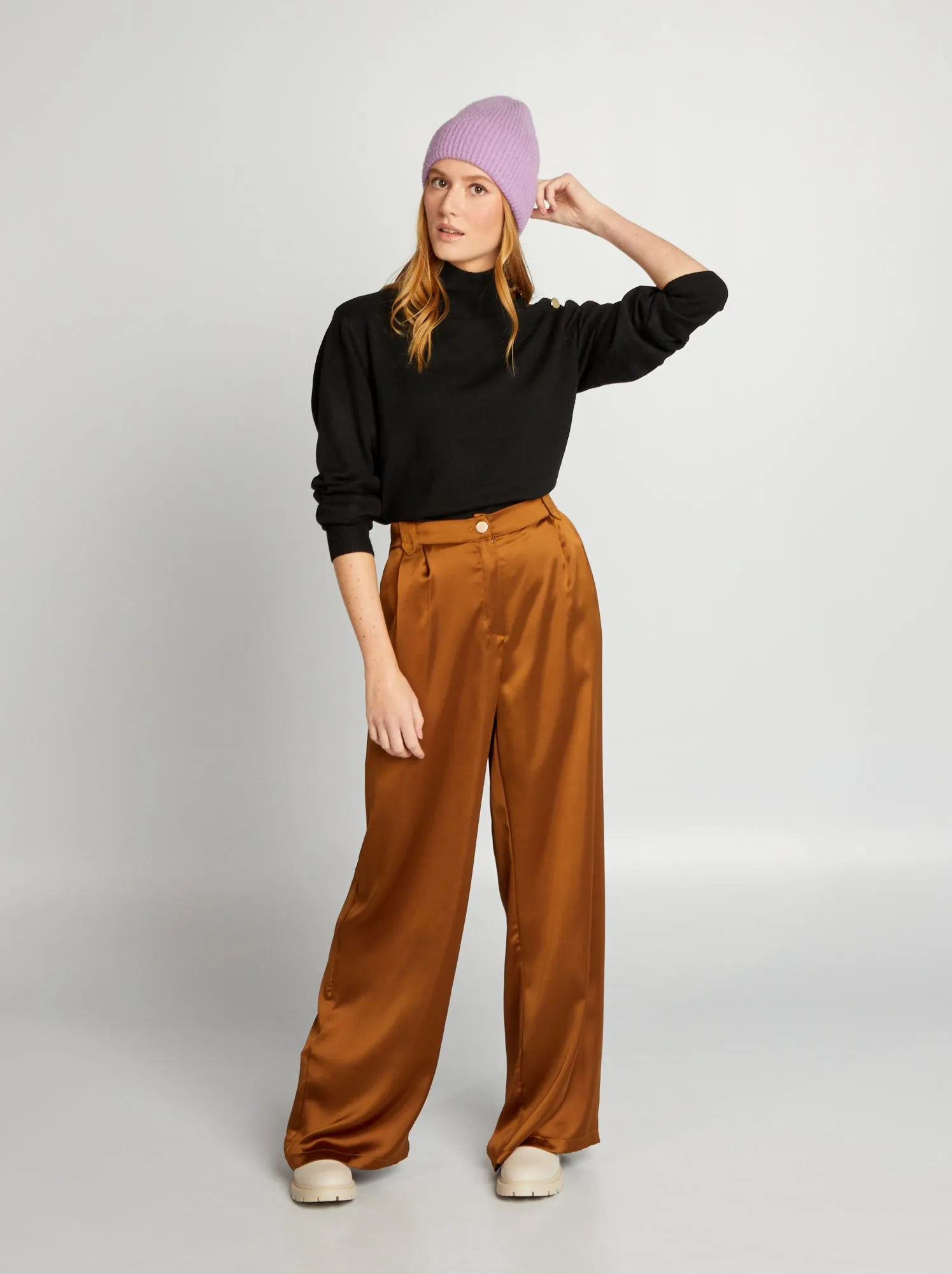 Pullover in maglia con bottoni fantasia - nero