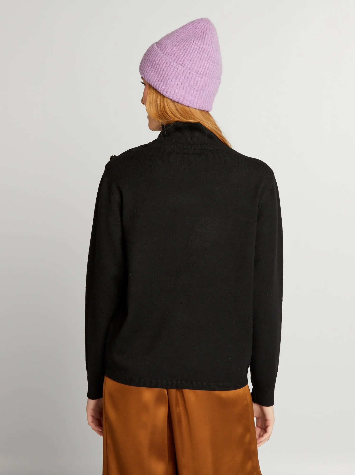 Pullover in maglia con bottoni fantasia - nero