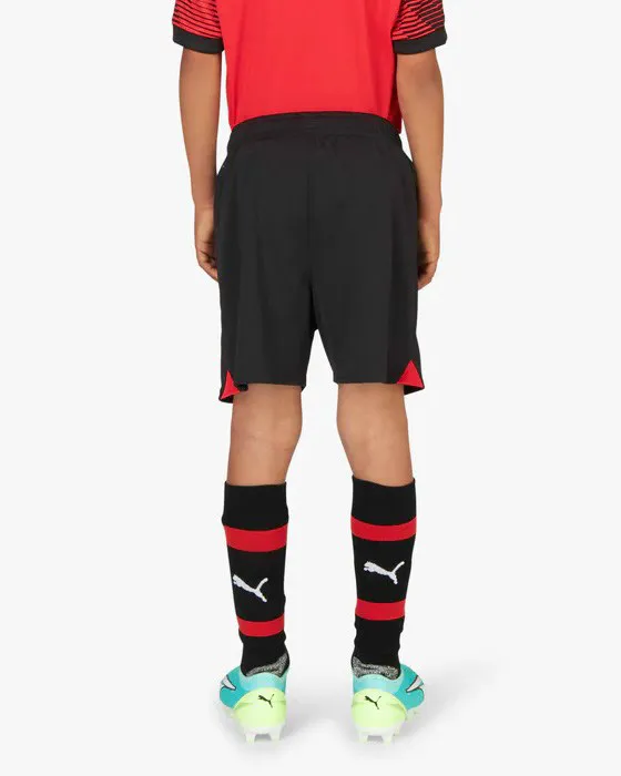 PUMA - Pantaloncini da calcio bambino neri e rossi in tessuto traspirante con logo Milan                                        