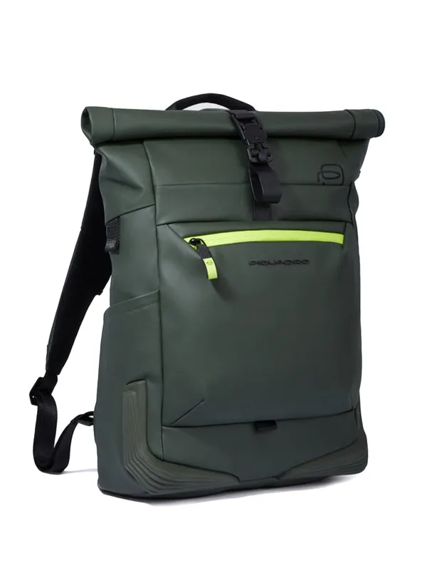 Roll-top bike backpack with chest strap