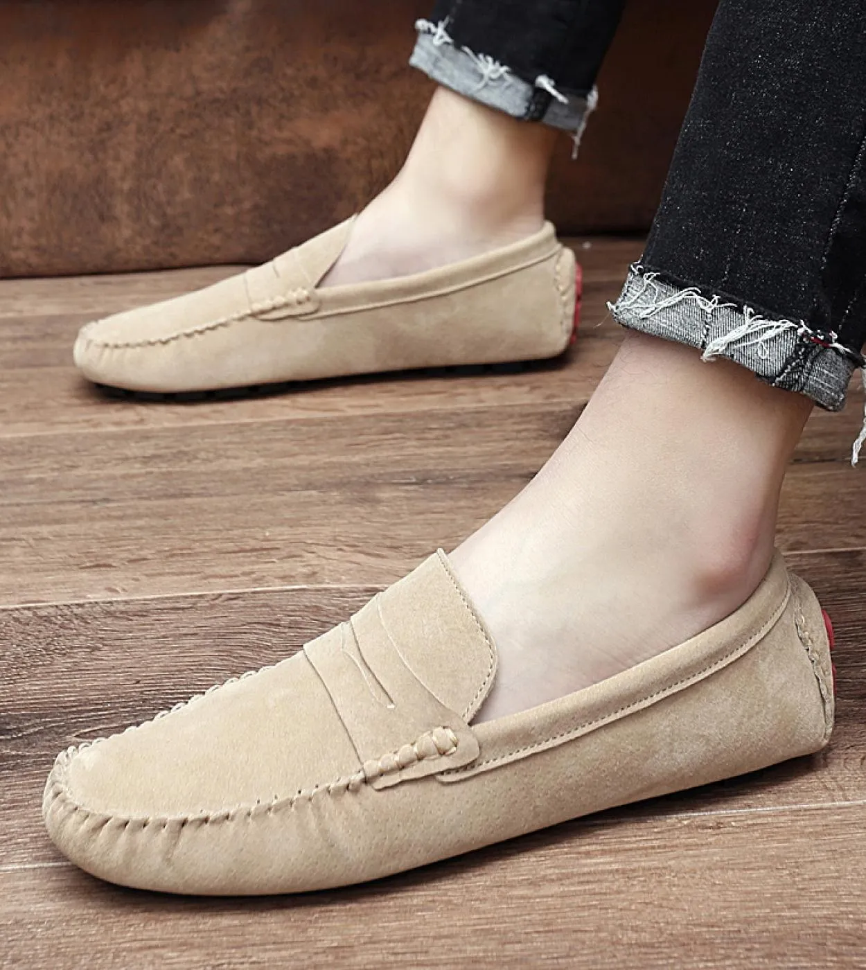 Scarpe casual da uomo Scarpe da uomo moda Mocassini morbidi in pelle scamosciata Mocassini per il tempo libero Slip On Scarpe da