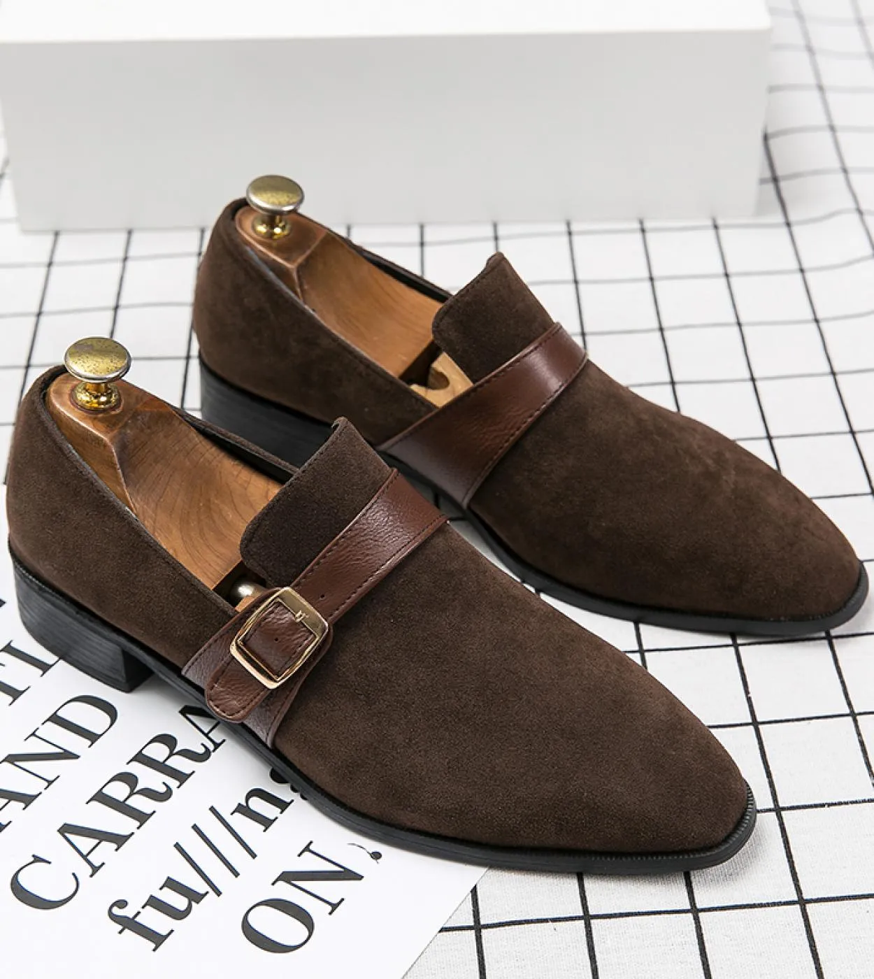 Scarpe eleganti da uomo Scarpe da uomo di moda Scarpe oxford in pelle scamosciata casual per uomo Mocassini con lacci per uomo C