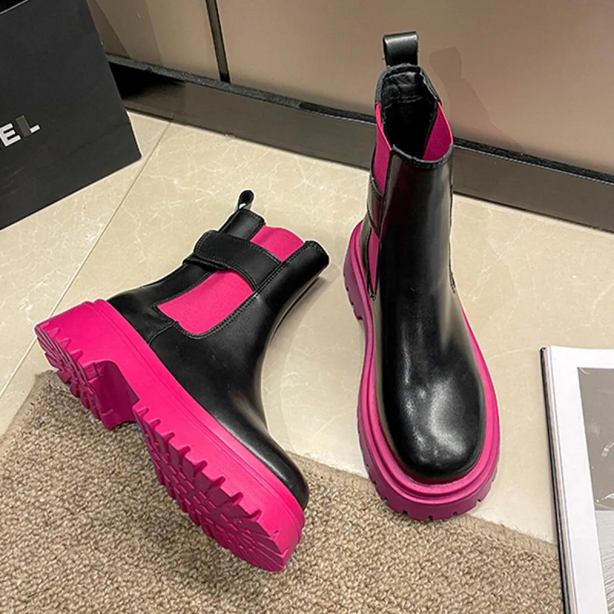 Stivaletti Chelsea invernali da donna moda scarpe con tacco medio 2023 nuova piattaforma scarpe Mujer casual gladiatore Goth mot