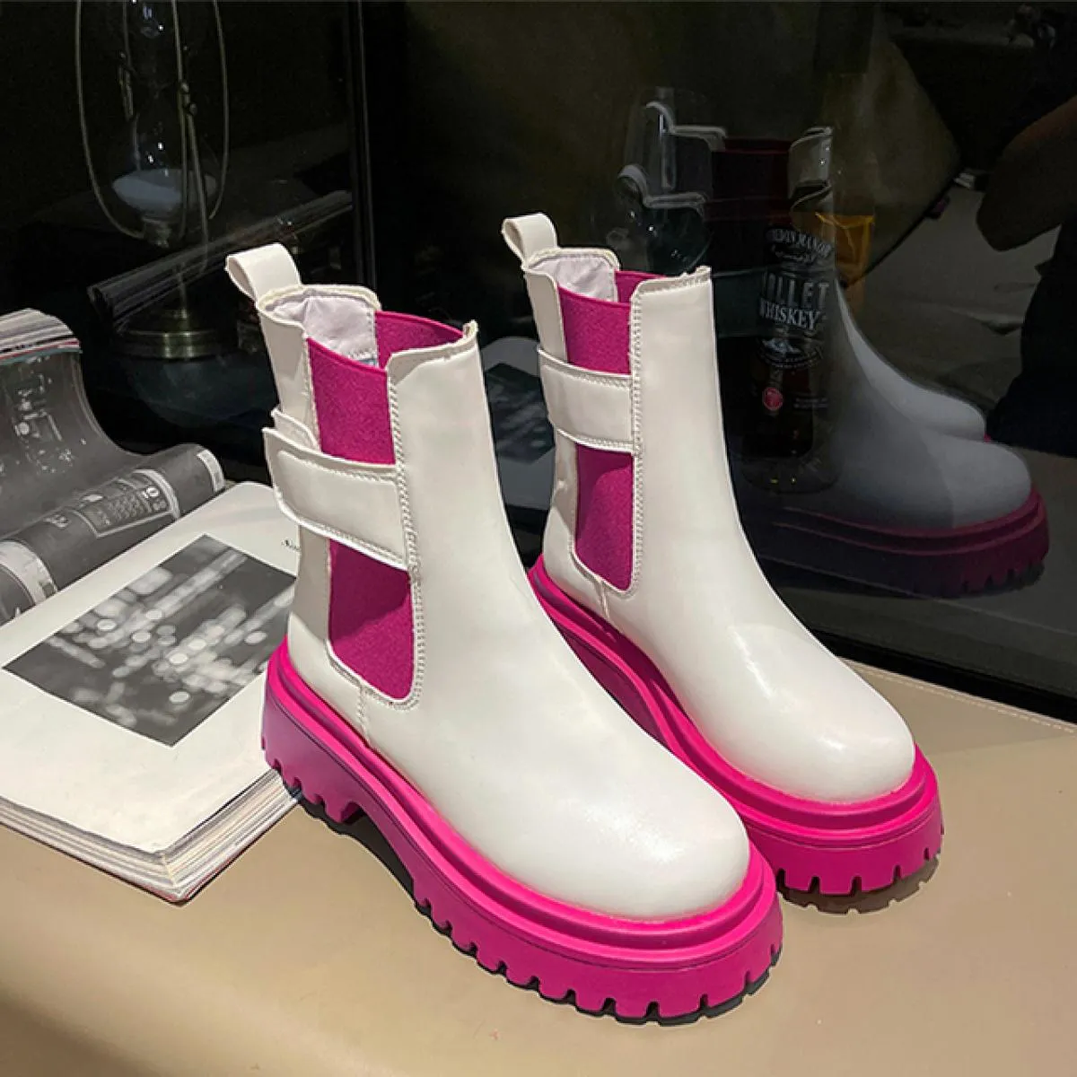 Stivaletti Chelsea invernali da donna moda scarpe con tacco medio 2023 nuova piattaforma scarpe Mujer casual gladiatore Goth mot