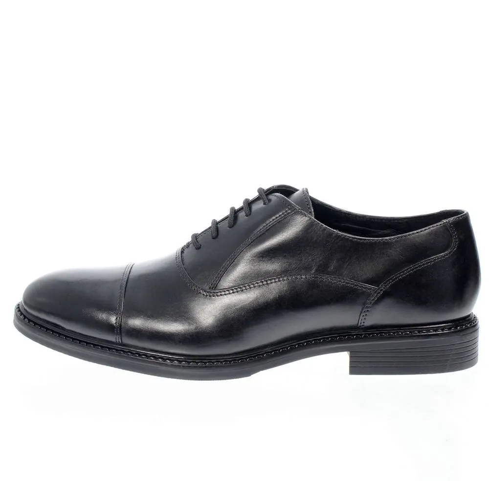 Stringate Oxford in Pelle