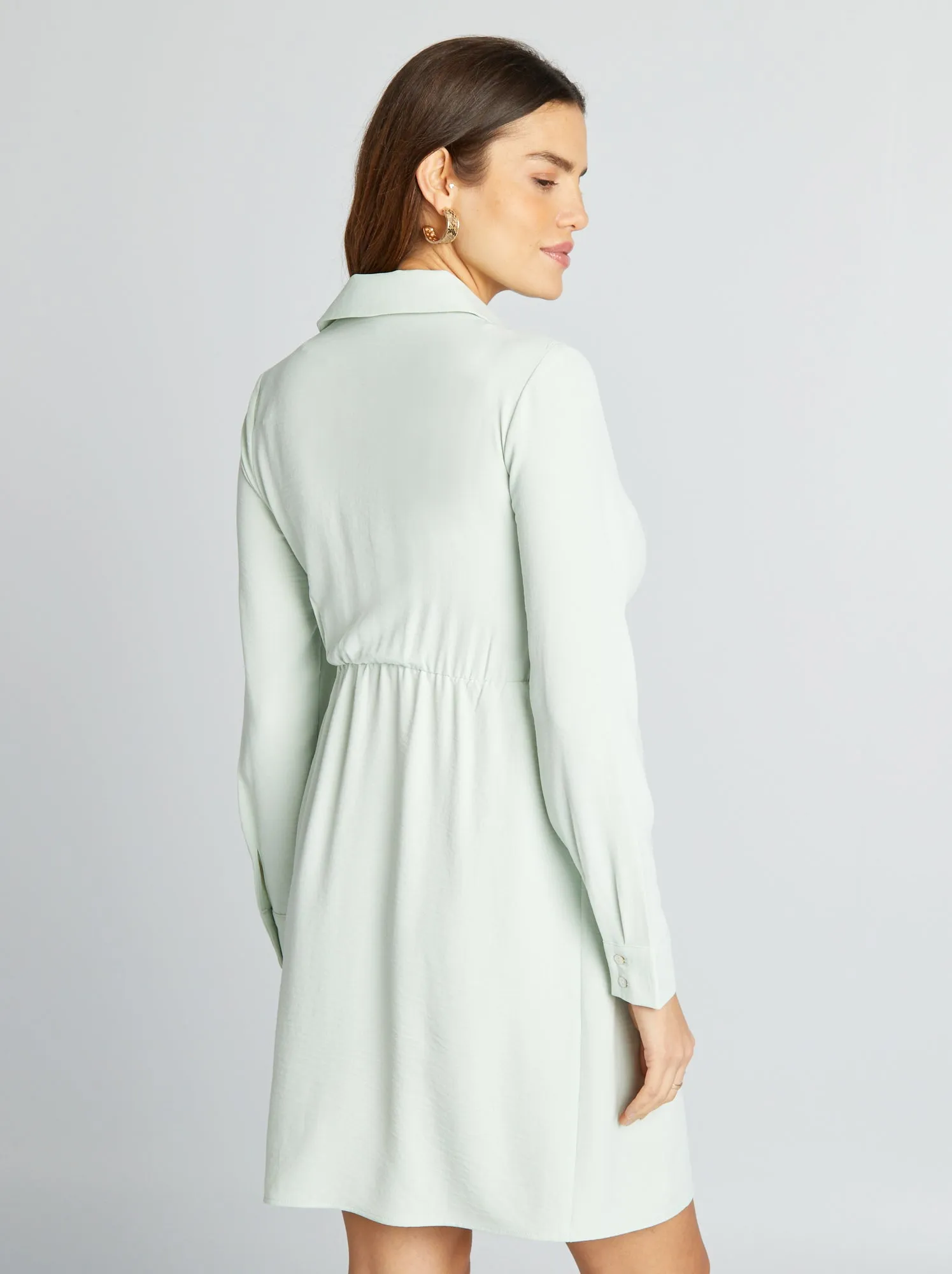 Vestito premaman sciancrato e satinato - VERDE
